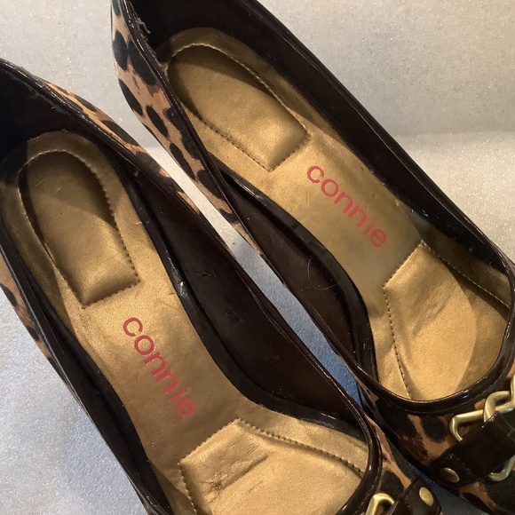 Connie Womens Leopard Print Shoes Peep Toe Pumps Size 10 - Picture 4 of 7